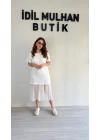 Beyaz Eteği Güpürlü Elbise