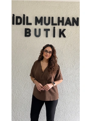 Kahverengi Keten İşlemeli Bluz