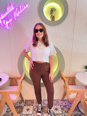 Kahverengi Yüksek Bel Havuç Pantolon