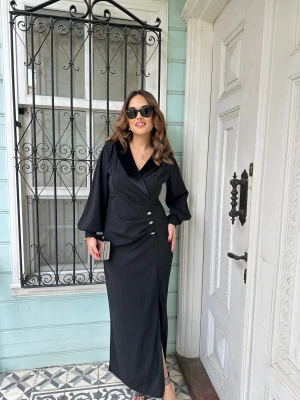 Kruvaze Kadife Yaka Düğme Detaylı Maxi Boy Elbise