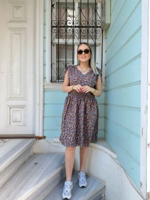 Omuzları Büzgülü Renkli Büyük Beden Elbise