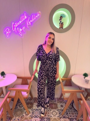 Siyah Beyaz Desenli Tulum