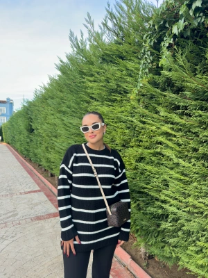 Siyah Çizgili Kazak