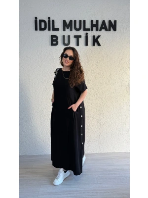 Siyah Düğme Detaylı Kanguru Cepli Elbise