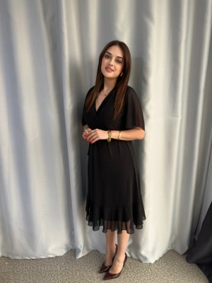 Siyah Kısa Kollu Şifon Elbise