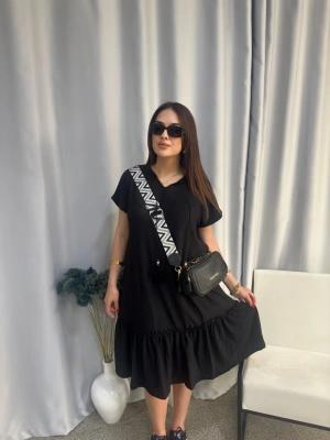Siyah Püskül Detaylı Elbise