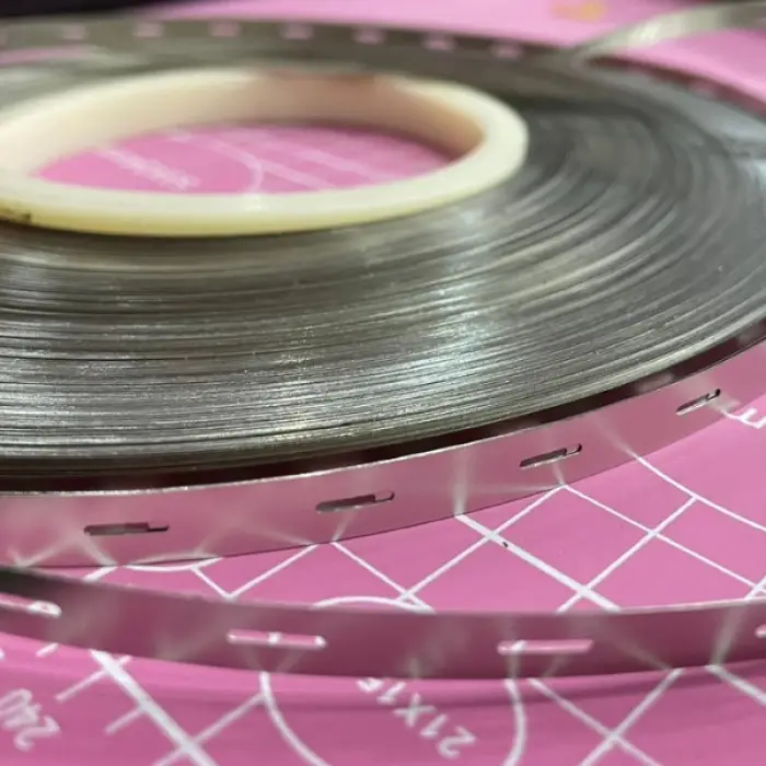 1P 7 * 0,20 mm Delikli Nikel Şerit