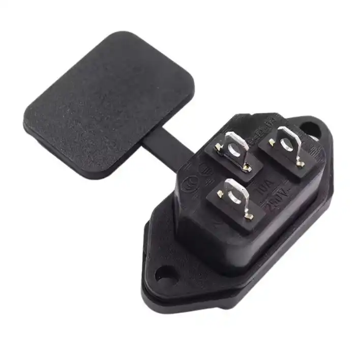 Üçlü Kulaklı Power Soketi Erkek (Silikon Kapaklı)