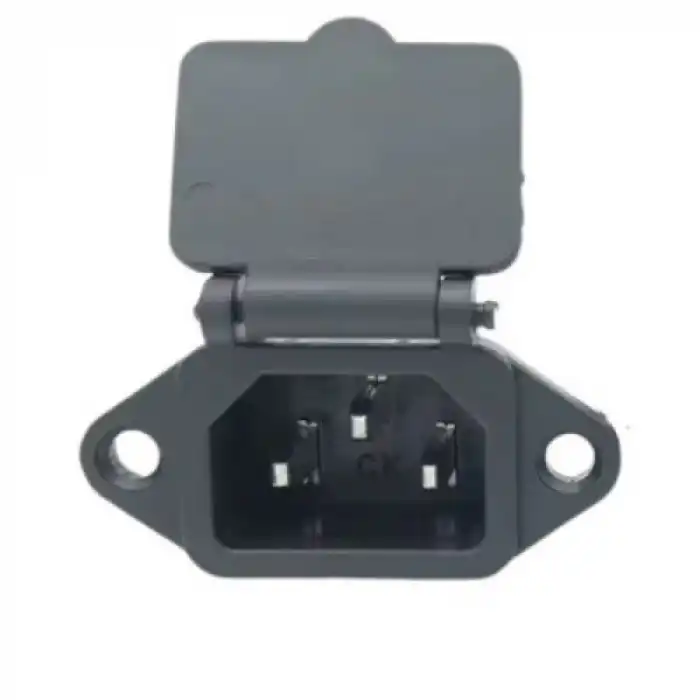 Üçlü Kulaklı Power Soketi Erkek (Kapaklı)