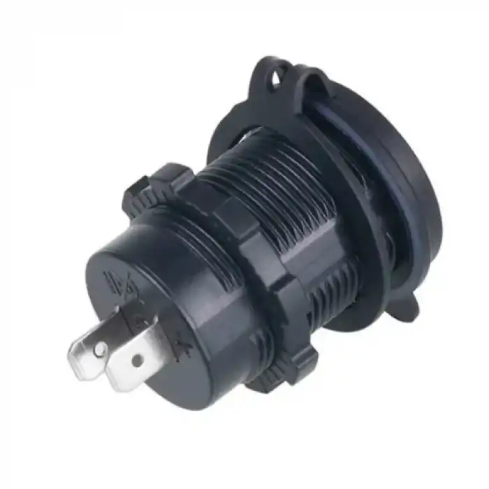 USB Şarj Portu Silikon Kapaklı 2 Çıkışlı (12-32V)