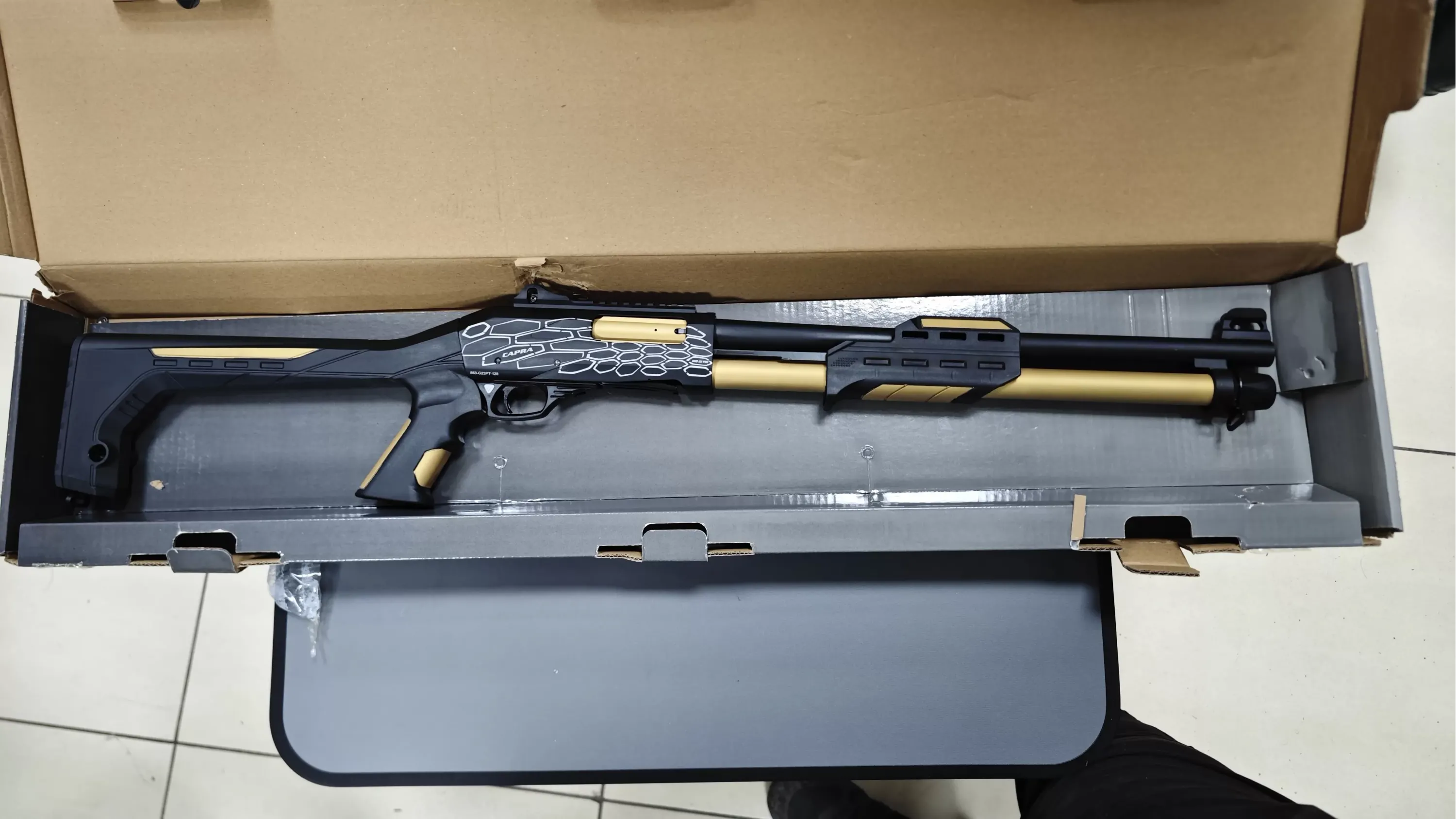 CAPRA 101PRO POMPALI AV TÜFEĞİ PETEK DESENLİ BRONZ SİYAH