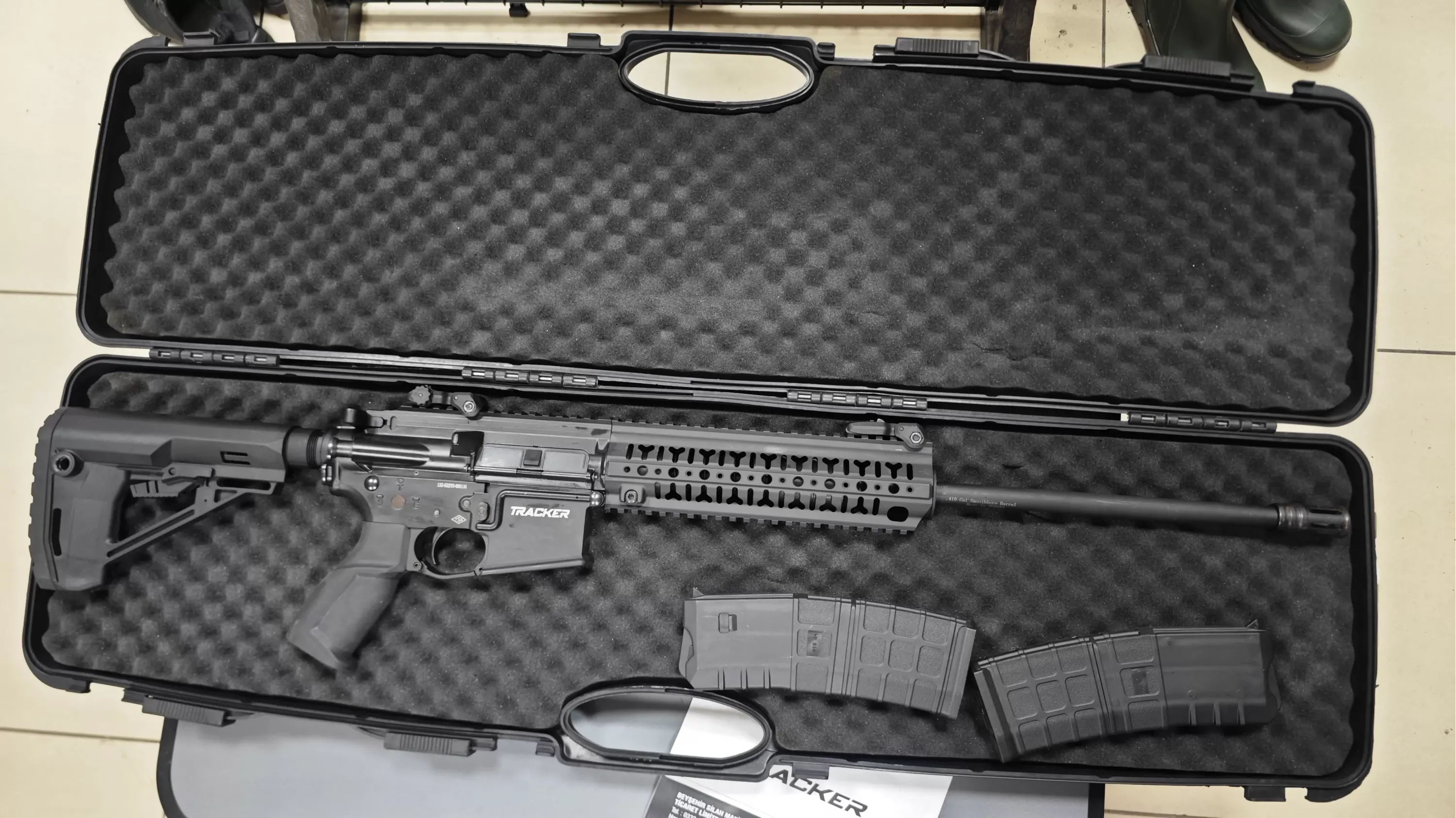 TRACKER 36 KALİBRE ŞARJÖRLÜ AV TÜFEĞİ SİYAH