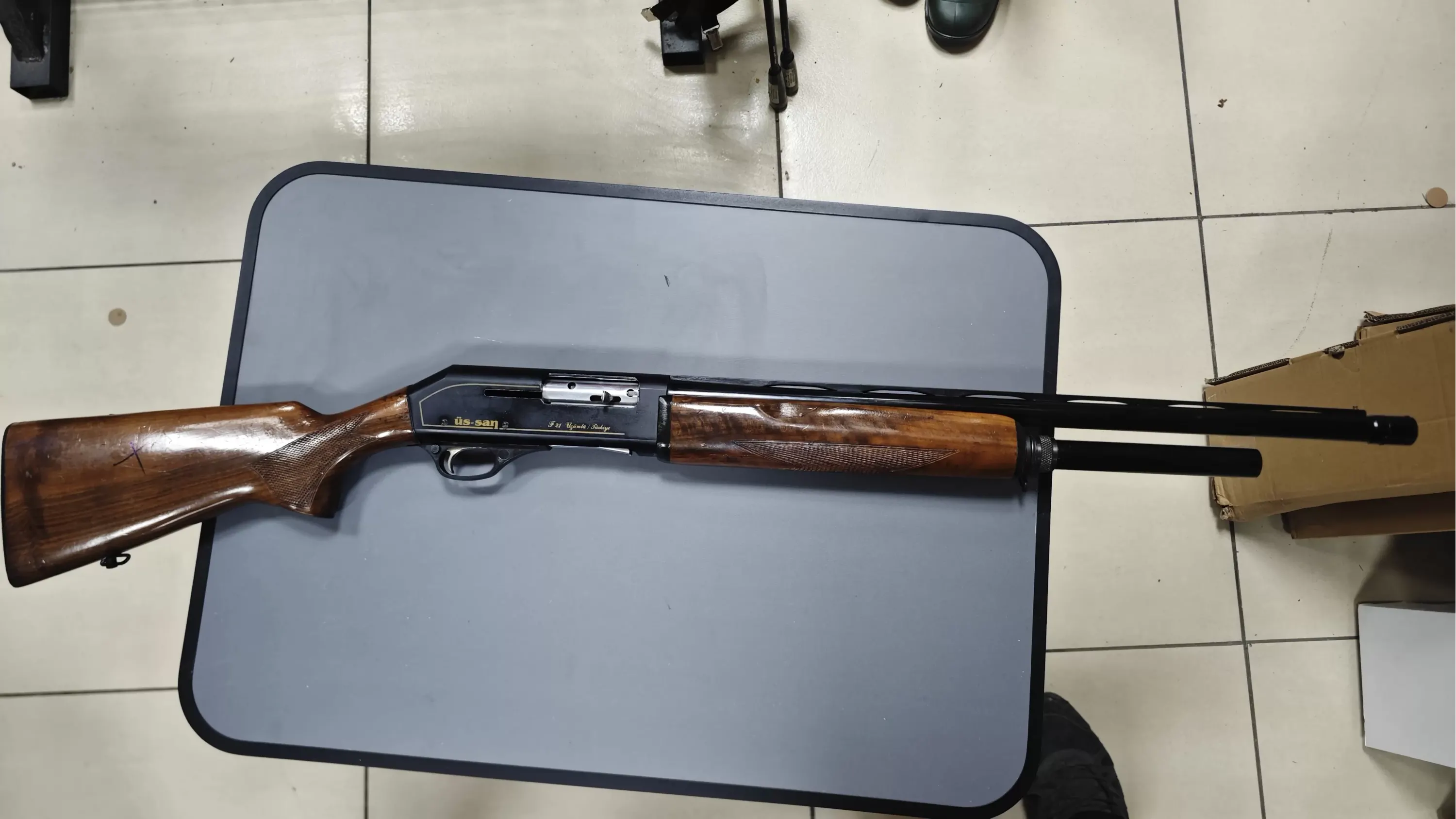 Üssan Yarı Otomatik Av Tüfeği İkinciel