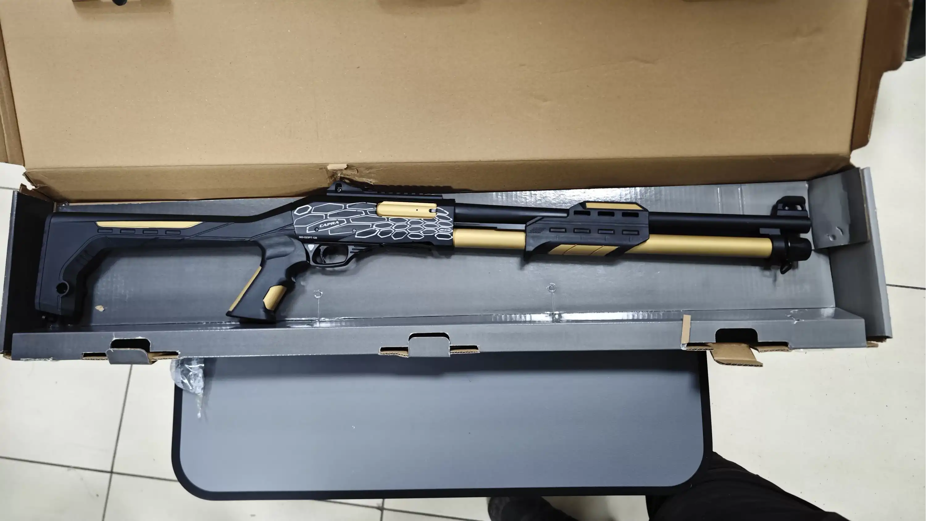 CAPRA 101PRO POMPALI AV TÜFEĞİ PETEK DESENLİ BRONZ SİYAH