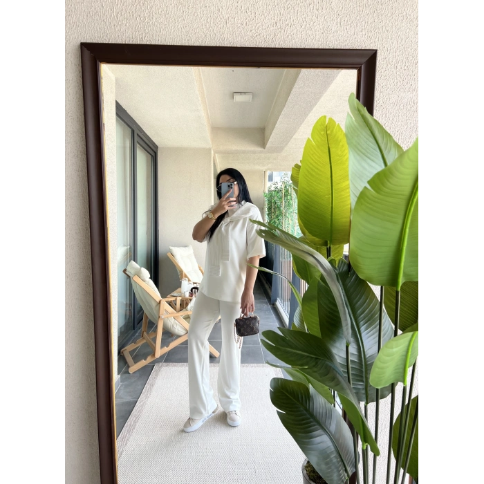 Fularlı Beyaz Oysho Kumaş Takım