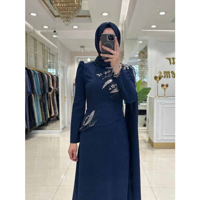 Pınar Şems Nilhan Abiye Lacivert