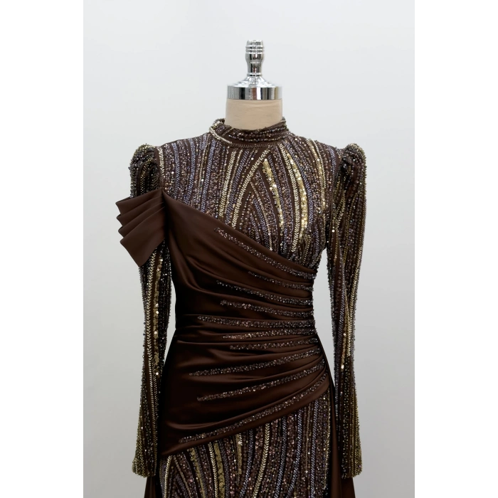 Boncuk Detay Kuyruklu Hailey Abiye - Kahve