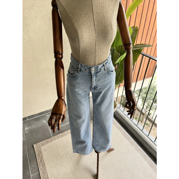 Light Blue Wide Leg Jean