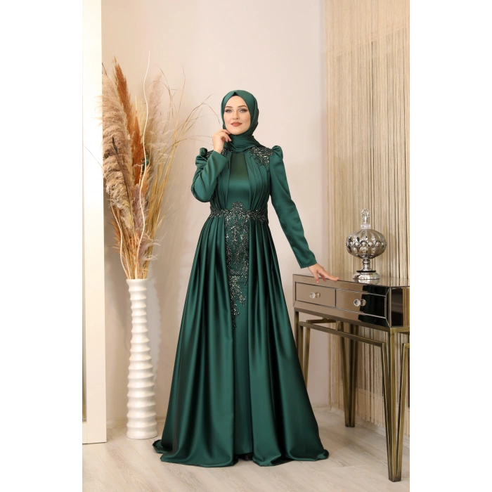 Önü Drapeli Aplikli Karaca Tesettür Abiye - Zümrüt Yeşili