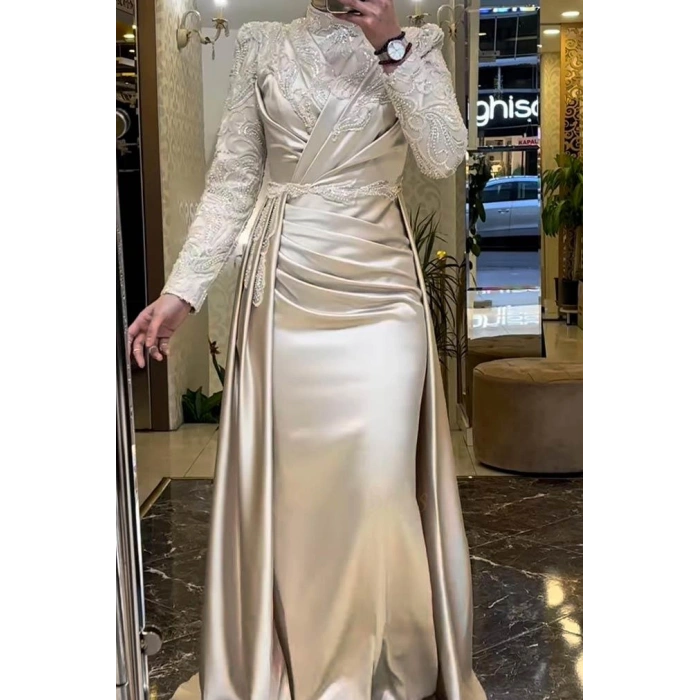 Pınar Şems Akra Abiye Gold