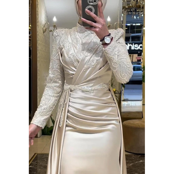 Pınar Şems Akra Abiye Gold