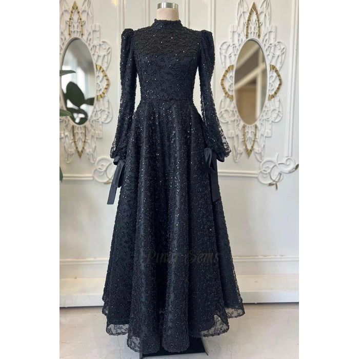 Pınar Şems Işılay Abiye Siyah