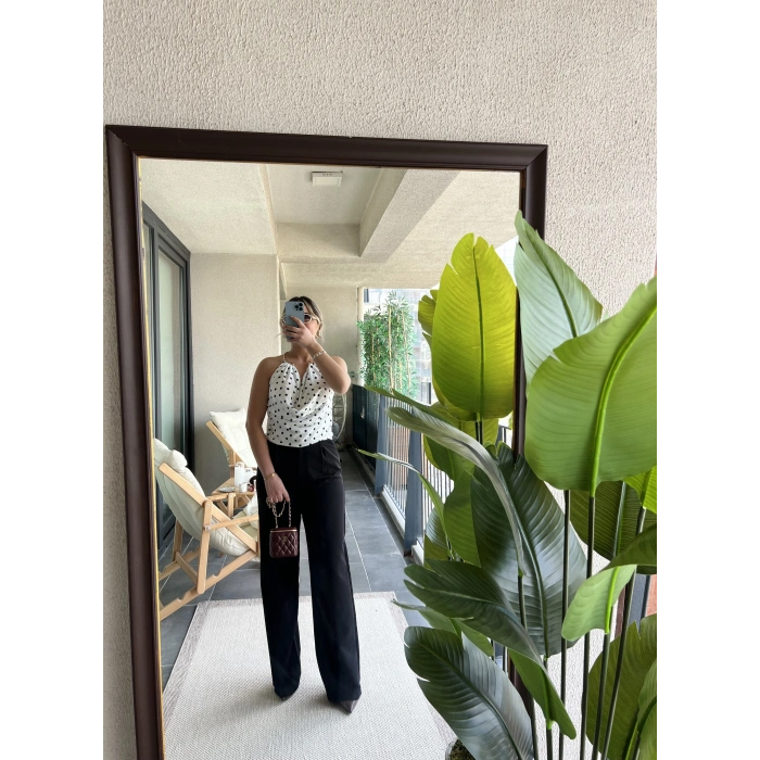 Puantiye Gold Kolye Detay Bluz