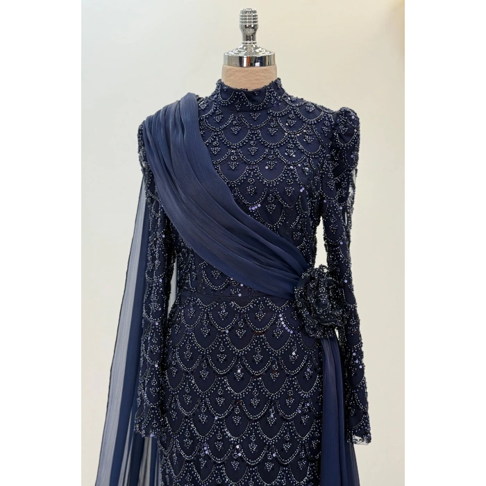 Şifon Pelerin Detay Boncuklu Milena Abiye - Lacivert