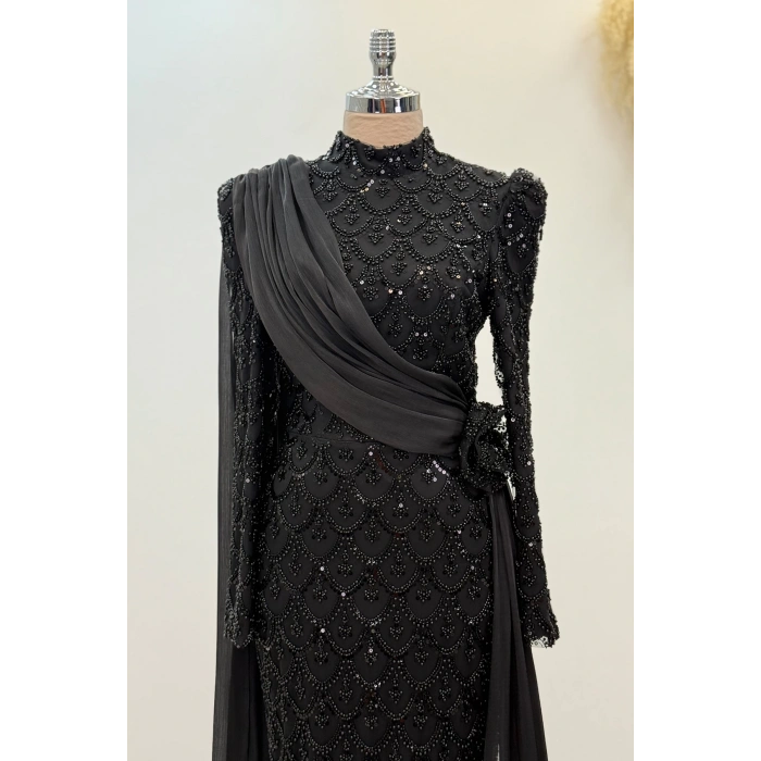 Şifon Pelerin Detay Boncuklu Milena Abiye - Siyah