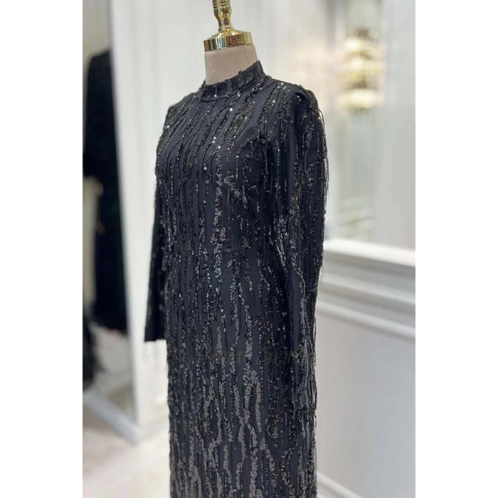 ZİYNET ABİYE SİYAH