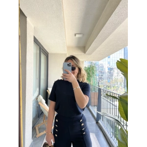 Gold Düğmeli Larcivert Takım