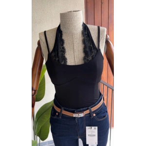 Dantelli Siyah Çıtçıtlı