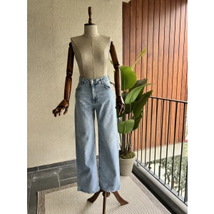 Light Blue Wide Leg Jean