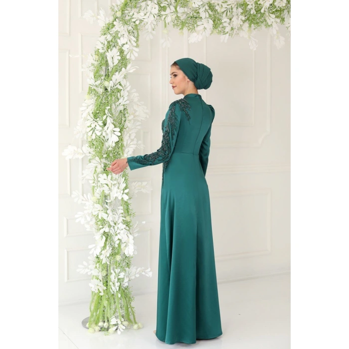 AZRA ABİYE ZÜMRÜT