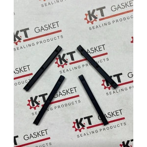 SİYAH LASTİK ÇUBUK CONTA MITSUBISHI CANTER 1990-2000 (4D34T)