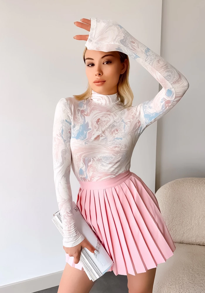 Kadın Beyaz Wave Desen Dik Yaka Uzun Kollu Bluz