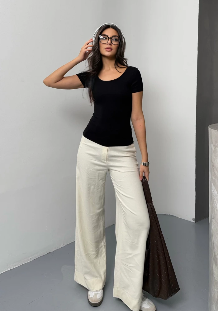 Kadın U Yaka Siyah Buzy Modal Kumaş Basic Kısa Kol Bluz