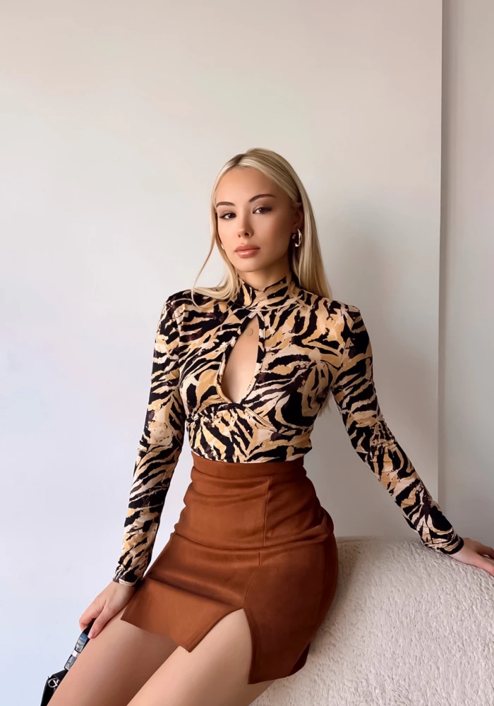 Kadın Viskon Pencere Detay Sonbahar Desen Bluz