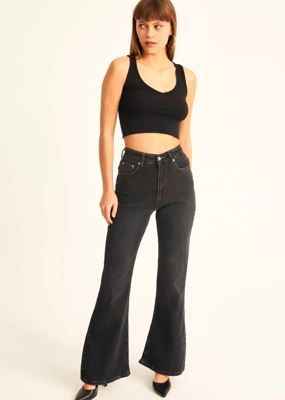 Kadın Siyah Fitilli V Yaka Crop Bluz