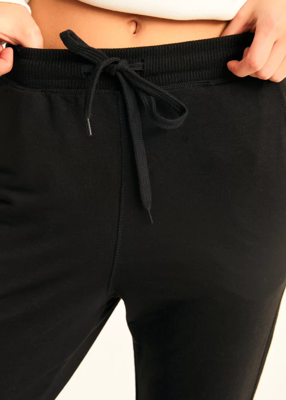 Kadın Siyah Ribana Detay Eşofman Altı