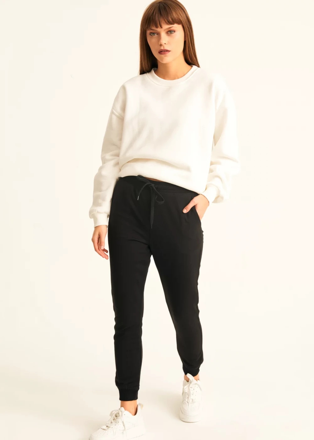 Kadın Siyah Ribana Detay Eşofman Altı