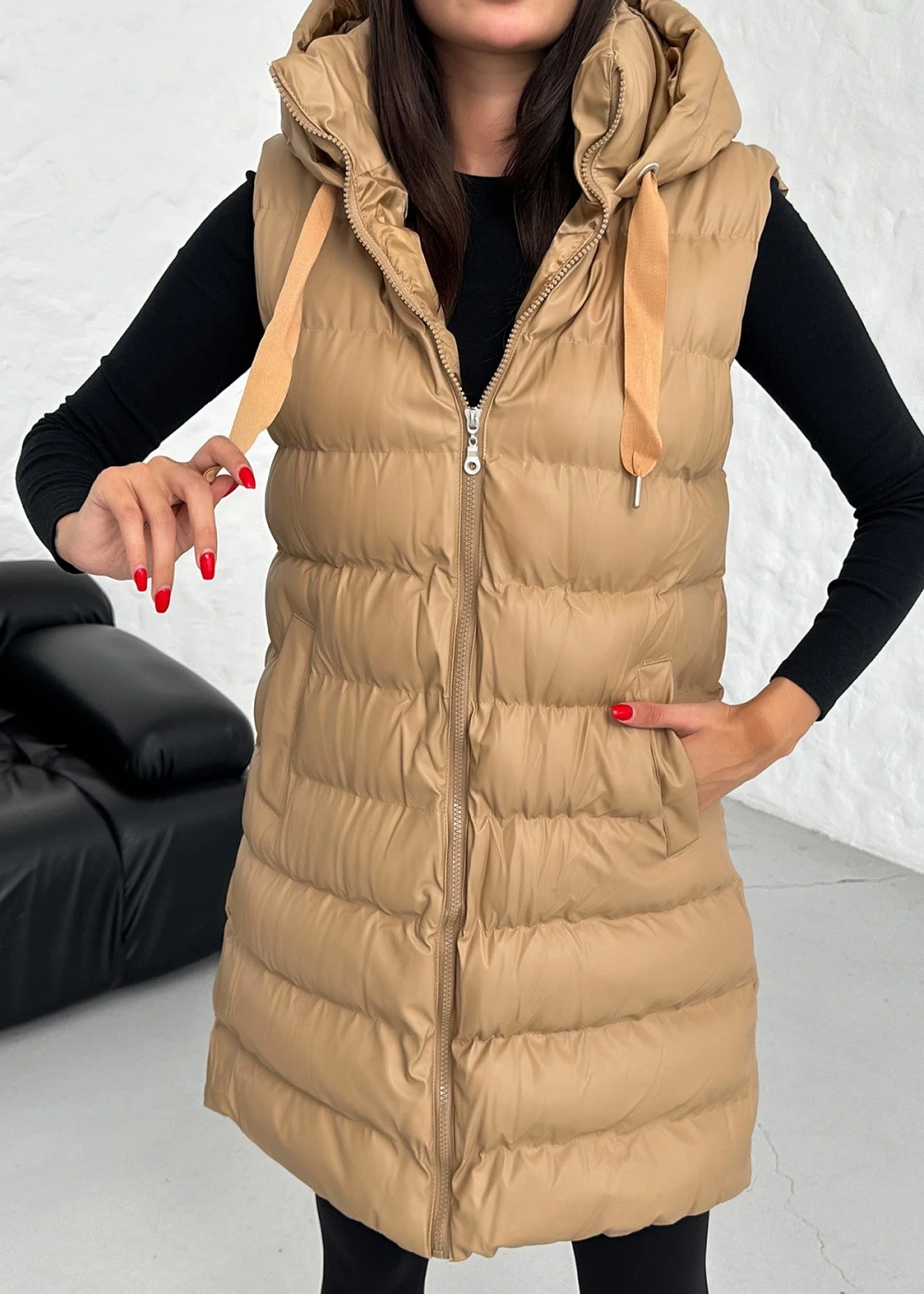 DF Kadın Camel Uzun Fermuarlı Deri Şişme Yelek