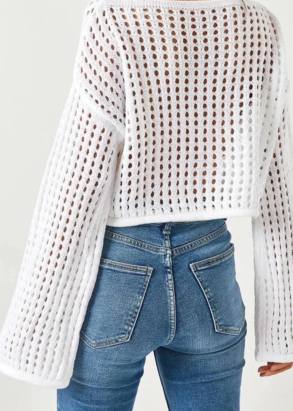 Kadın Beyaz Ajurlu Triko Crop Bluz