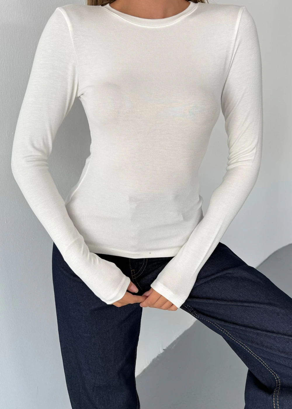 Kadın Beyaz Bisiklet Yaka Parmak Geçmeli Modal Kumaş Body