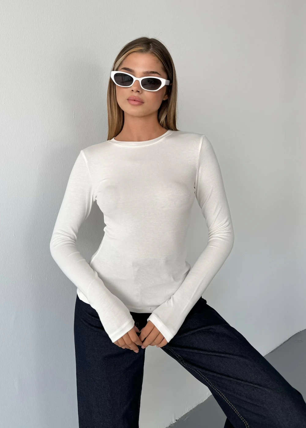 Kadın Beyaz Bisiklet Yaka Parmak Geçmeli Modal Kumaş Body