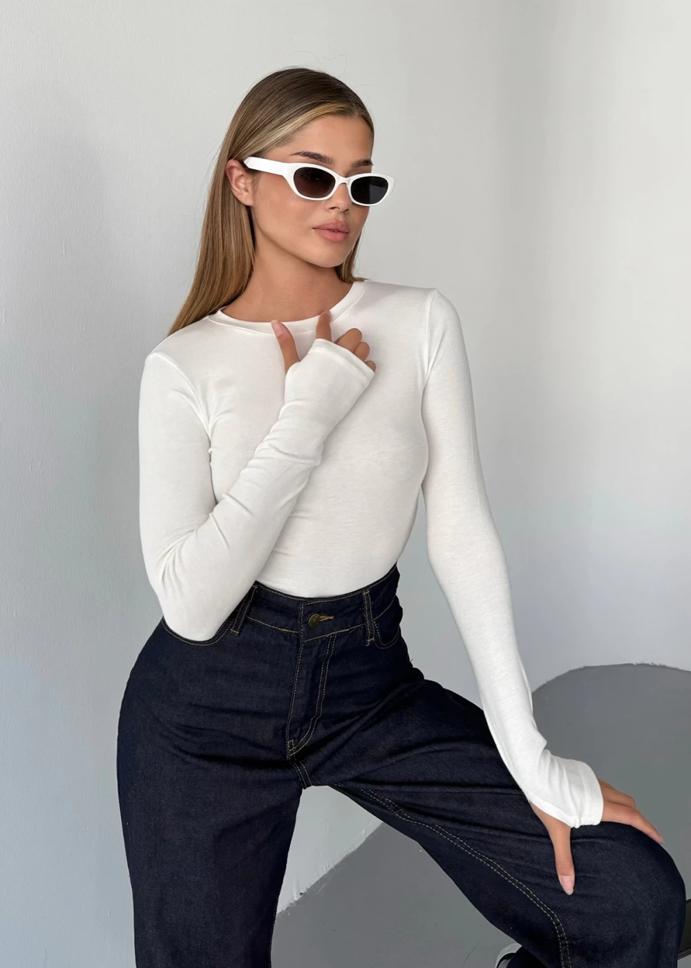 Kadın Beyaz Bisiklet Yaka Parmak Geçmeli Modal Kumaş Body