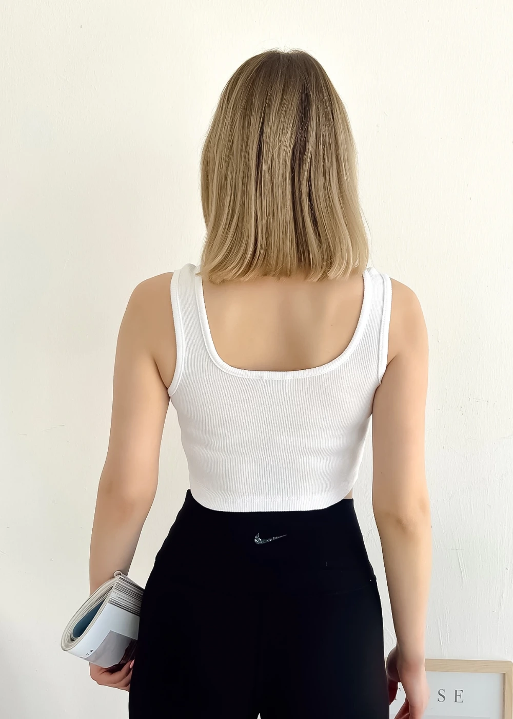 Kadın Beyaz Kalın Askılı Kaşkorse Basic Crop Bluz