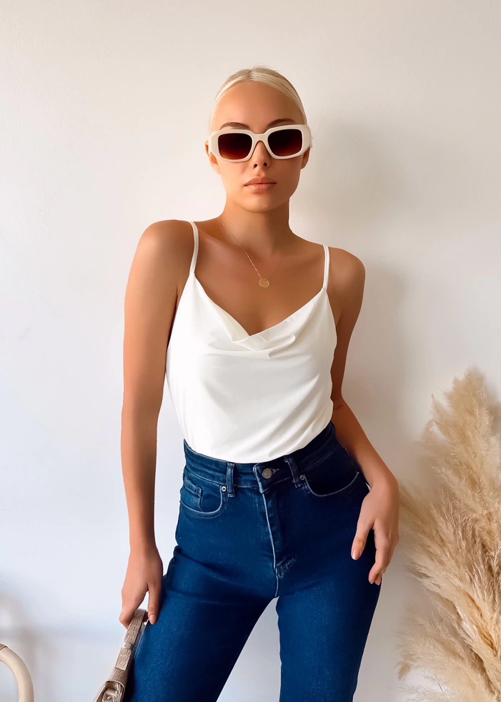 Kadın Degaje Yaka İp Askılı Ekru Bluz