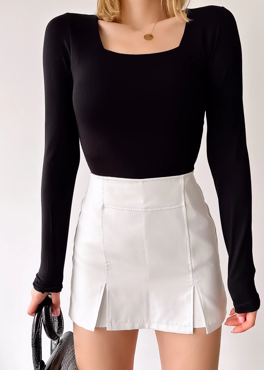 Kadın Kare Yaka Düz Siyah Uzun Kollu Viskon Bluz