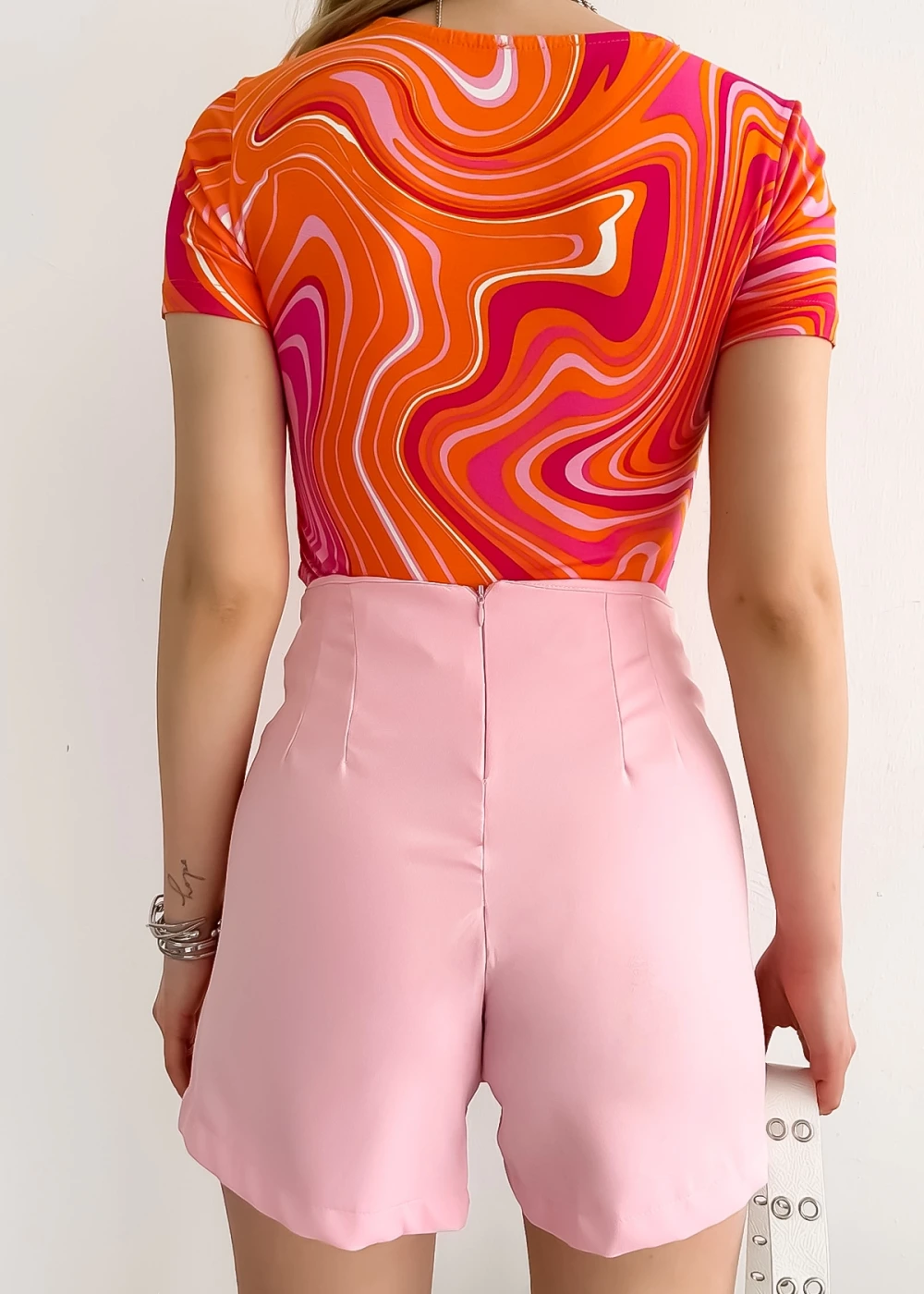 Kadın Kısa Kol Kare Turuncu Krema Desen